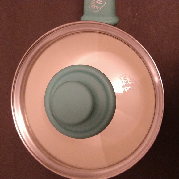 EUC. Greenlife 1.5 qt pot with lid in a turquoise blue. - Picture 3 of 9